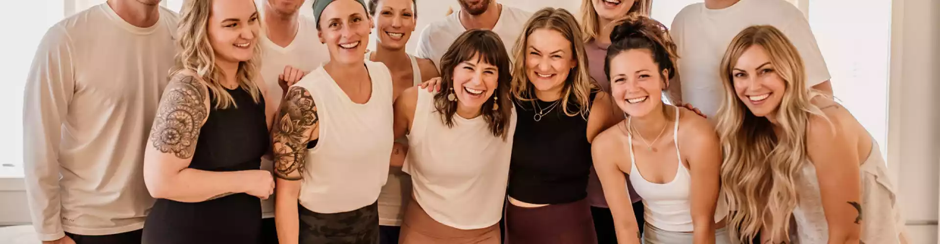 Self Care Made Easy: un taller de autocuidado y flujo de yoga restaurativo