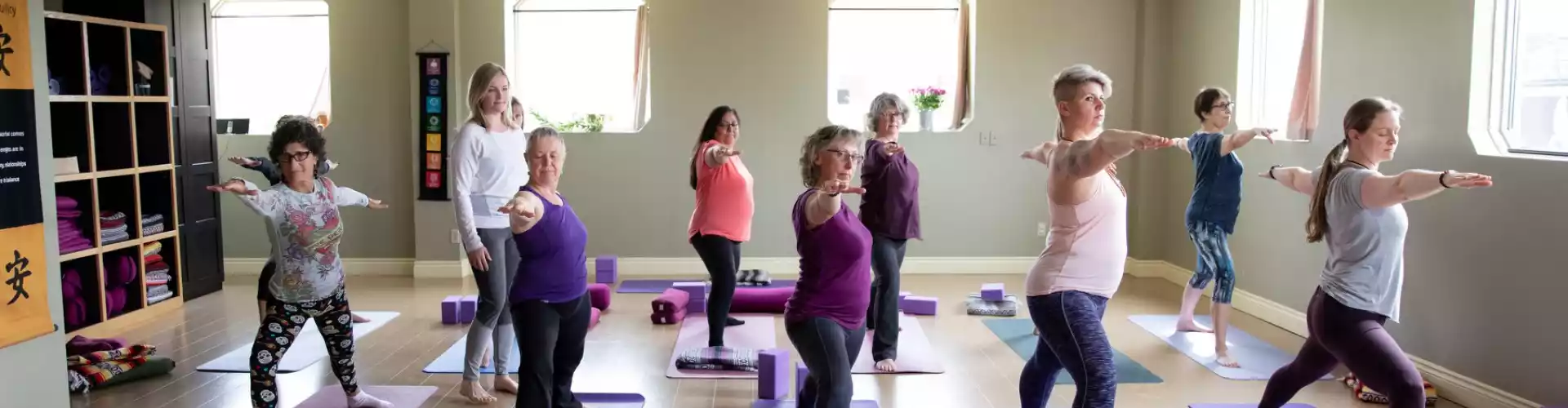Les dix barattages : une séquence de yoga de 15 minutes pour toutes les articulations